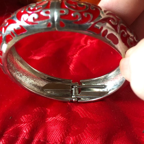 Vintage silver and red cuff bracelet - Picture 3 of 7